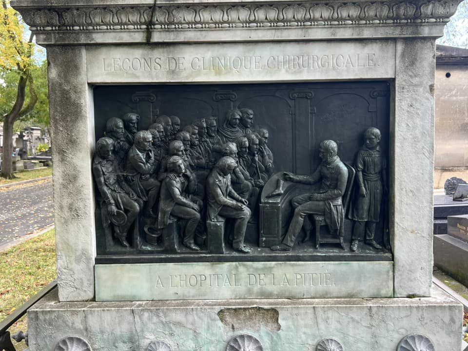 Jacques Lisfranc's tomb, Paris by Adrian Thomas - 05.jpg